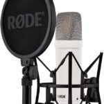 RØDE NT1 Signature White مايكروفون استوديو كلاسيكي بتقنية حديثة