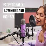 ⁦RØDE NT1 Signature purple مايكروفون استوديو كلاسيكي بتقنية حديثة⁩ - الصورة ⁦3⁩