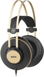 ⁦AKG K92 Closed-Back, Studio Headphones Matte Black and Gold⁩ - الصورة ⁦3⁩